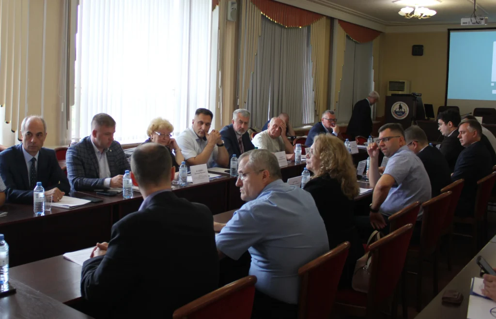razvitie-energetiki-altajskogo-kraya-i-aktualnye-voprosy-energosberezheniya-1-1024x659.webp razvitie-energetiki-altajskogo-kraya-i-aktualnye-voprosy-energosberezheniya-1-1024x659.webp